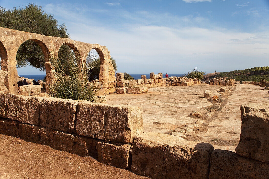 Große christliche Basilika mit Blick auf das Mittelmeer,Tipaza,Algerien