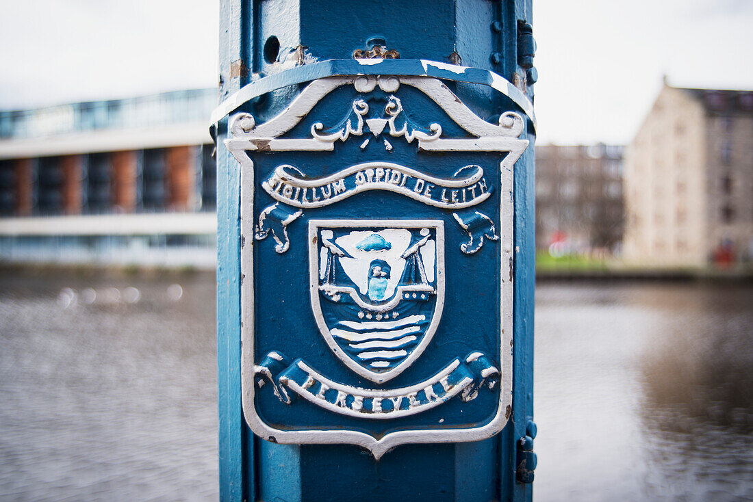 Das Burgh-Wappen in Leith, Edinburgh, Schottland