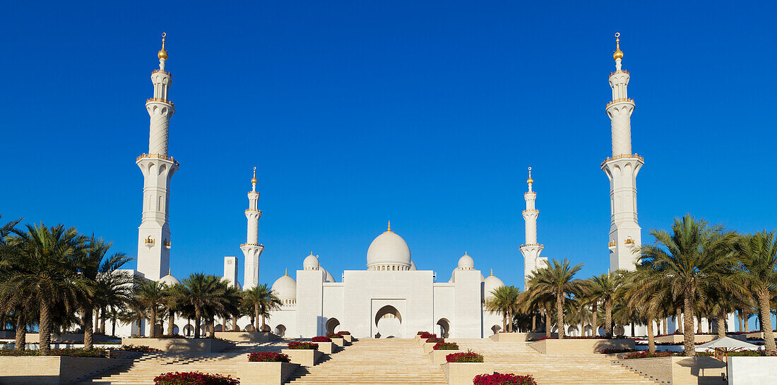 Sheikh Zayed Grand Mosque,Abu Dhabi,United Arab Emirates