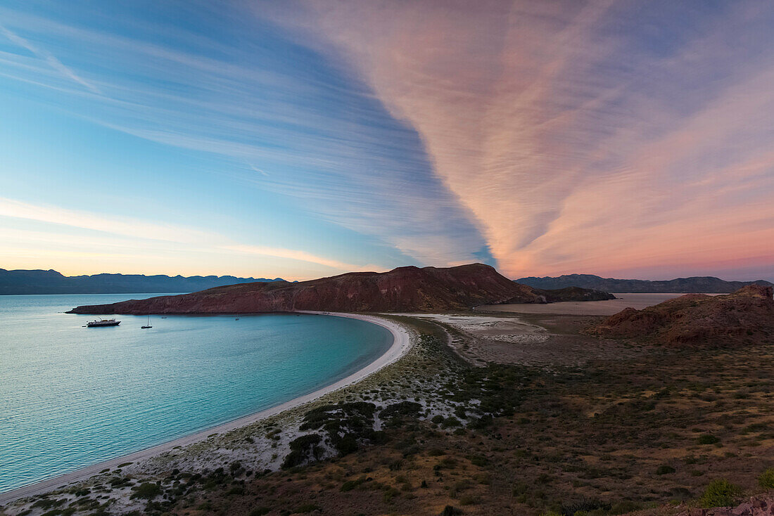 Sonnenuntergang über der Cortez-See, Baja California, Mexiko