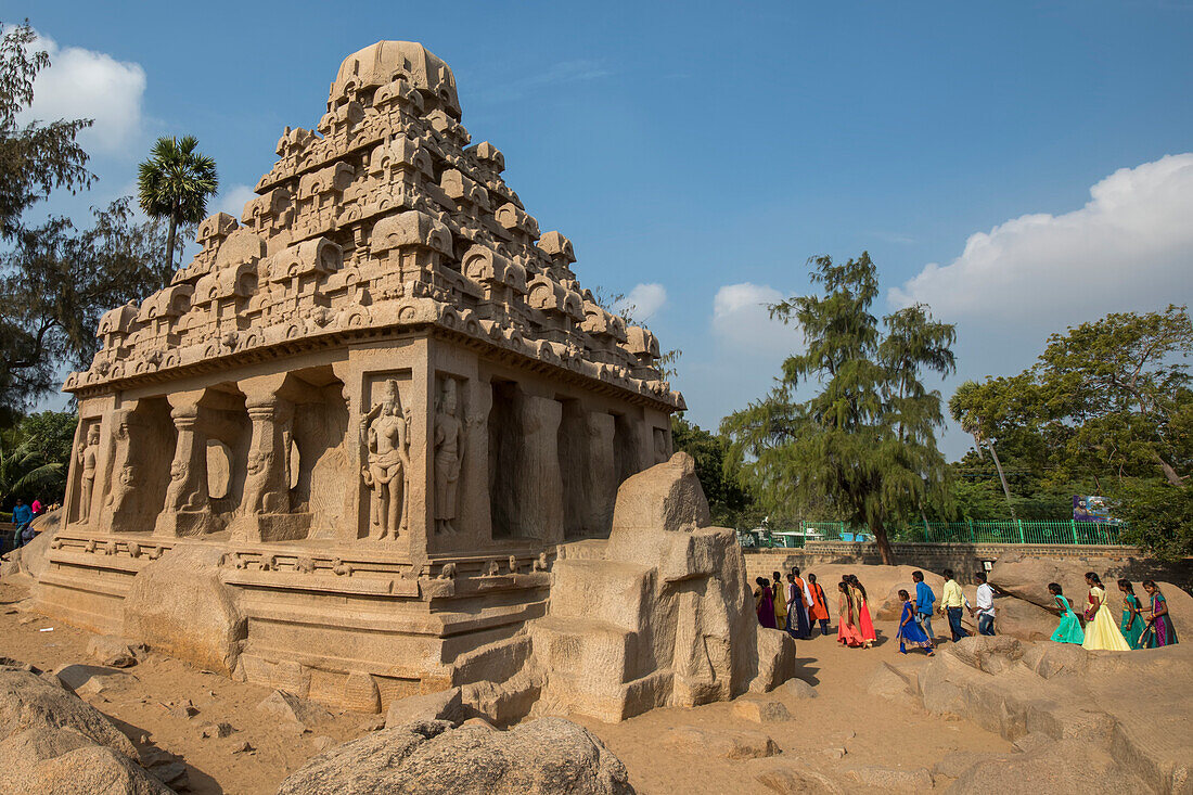 Arjuna Ratha, einer der Fünf Rathas, in Granit gehauene Monolithen in Mahabalipuram, Tamil Nadu, Indien, Chengalpattu, Tamil Nadu, Indien