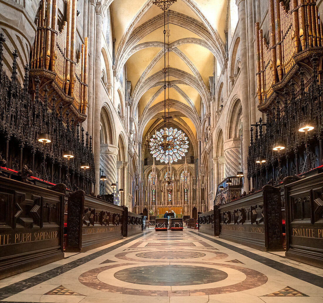 Verziertes Inneres der Kathedrale von Durham, Durham, England