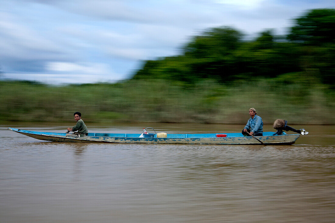 Traveling by long-boat.,Gunung Mulu National Park,Sarawak,Borneo,Malaysia.