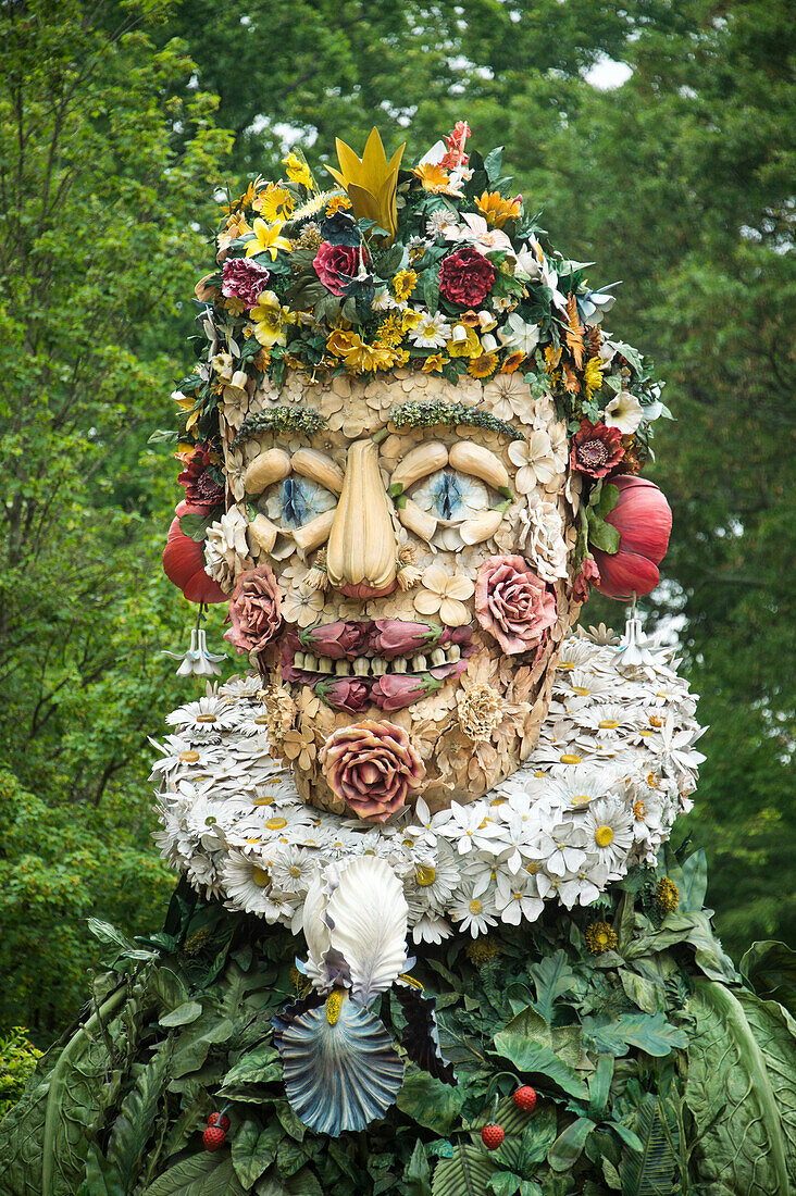 Spring', eine monumentale Pflanzenskulptur des Künstlers Philip Haas im Atlanta Botanical Garden, Atlanta, Georgia, Vereinigte Staaten von Amerika