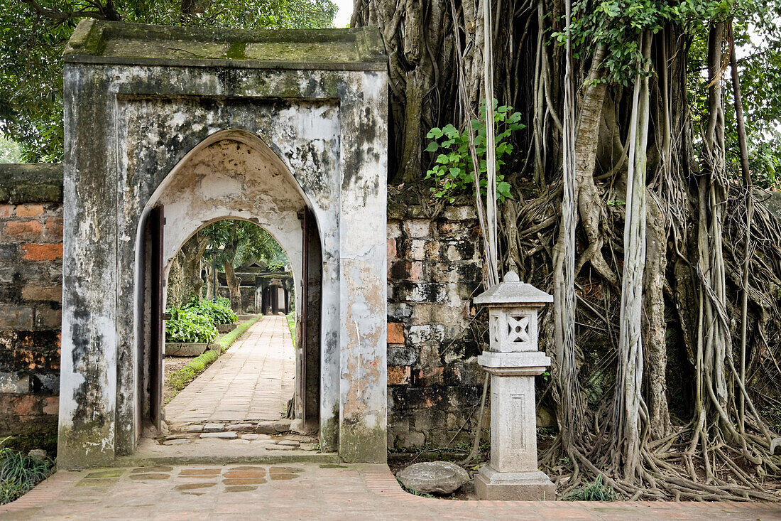 Temple of Literature Doorway,Hanoi,Vietnam