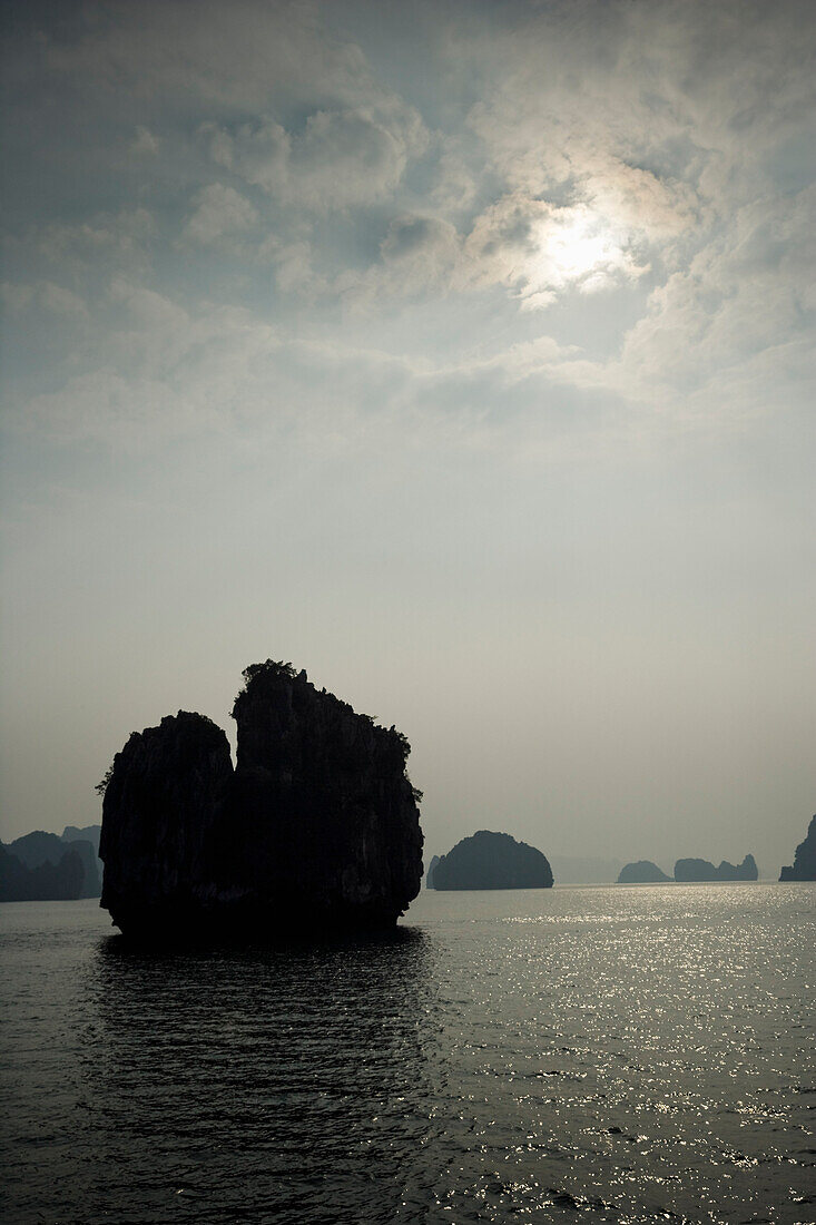 Golf von Tonkin, Halong-Bucht, Provinz Quang Ninh, Vietnam