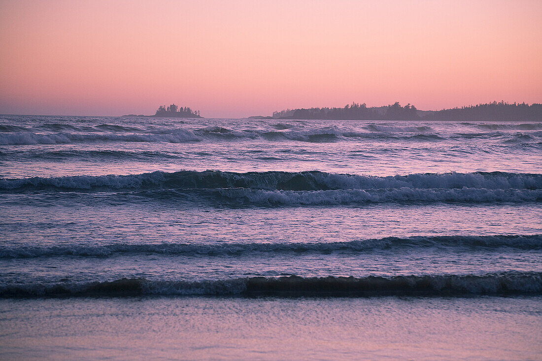 Waves on Shore,Pacific Rim National Park,Vancouver Island,British Columbia,Canada