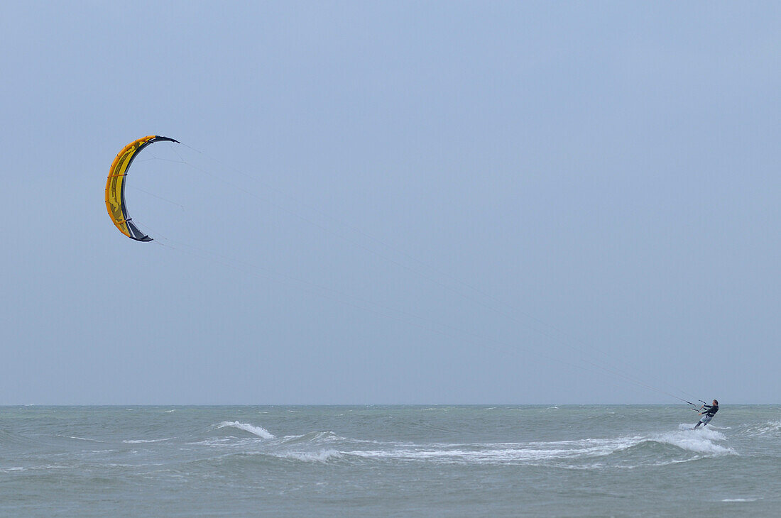 Kitesurfing