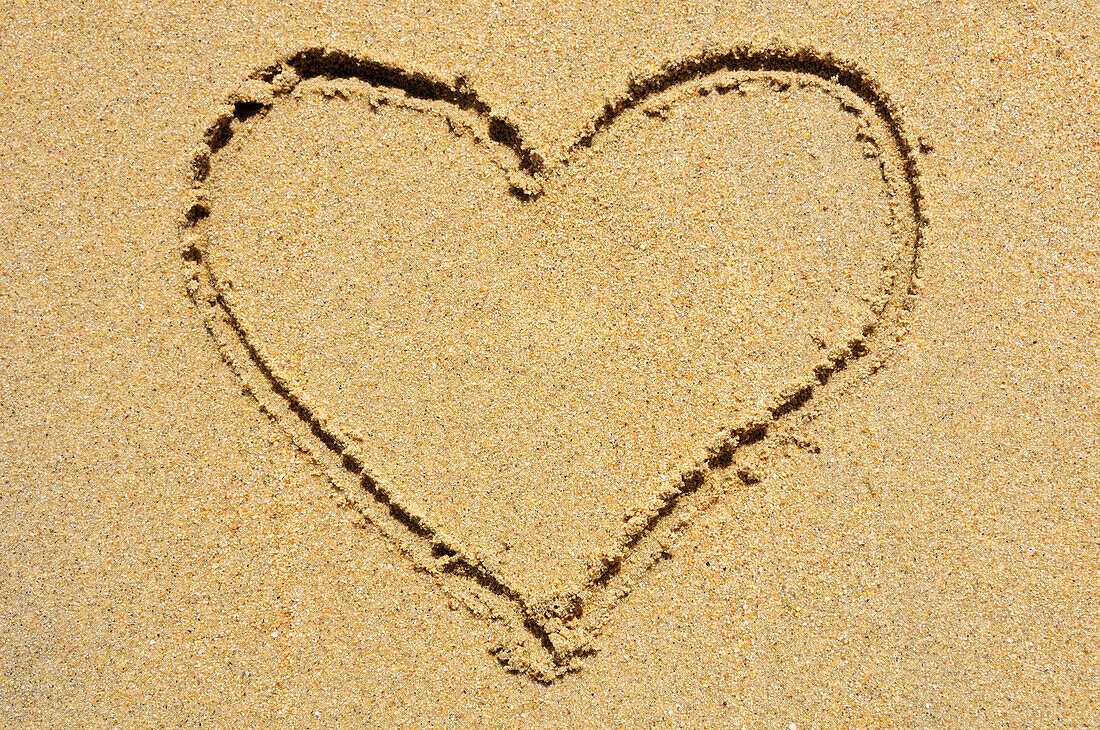 Heart in Sand