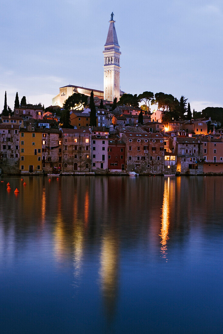 Stadt Rovinj bei Sonnenuntergang,Kroatien