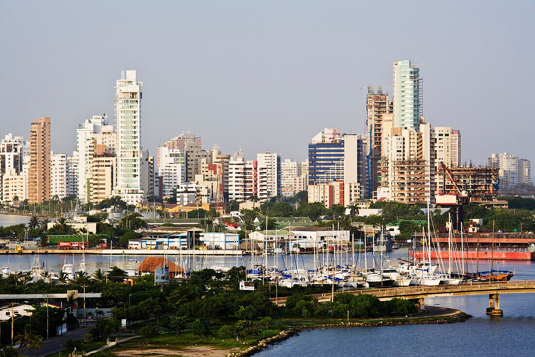 Jachthafen und Bocagrande, Cartagena, Kolumbien