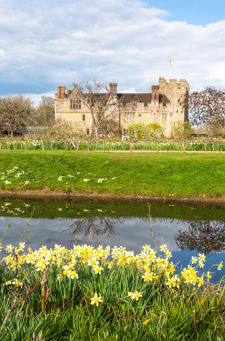 Hever Castle,13th century double moated castle,and childhood home of Anne Boleyn,Kent,England,United Kingdom,Europe