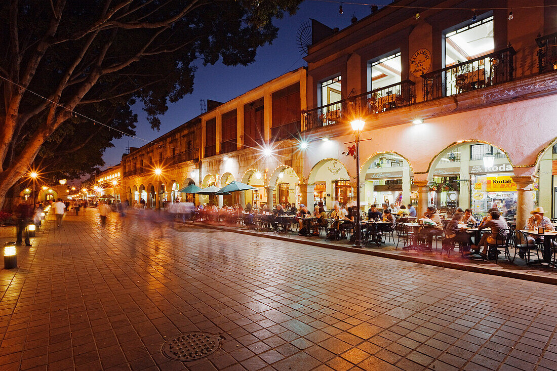 Café-Terrassen, Der Zocalo, Oaxaca, Mexiko