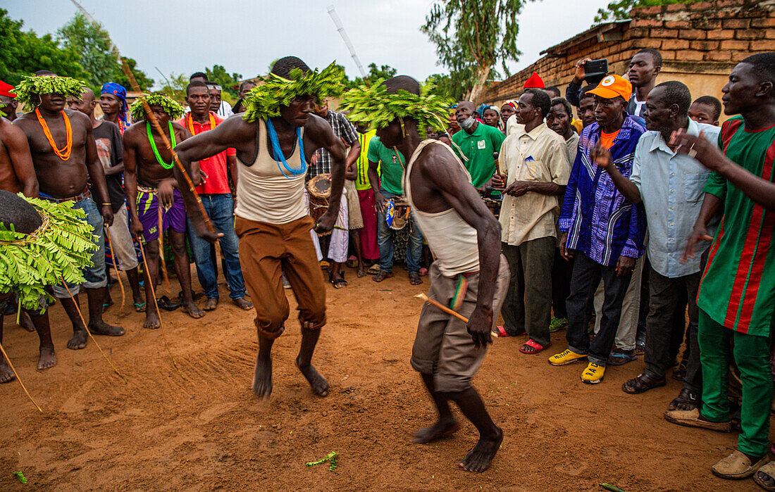 Männer bei einem Stammesfest,Südlicher Tschad,Afrika