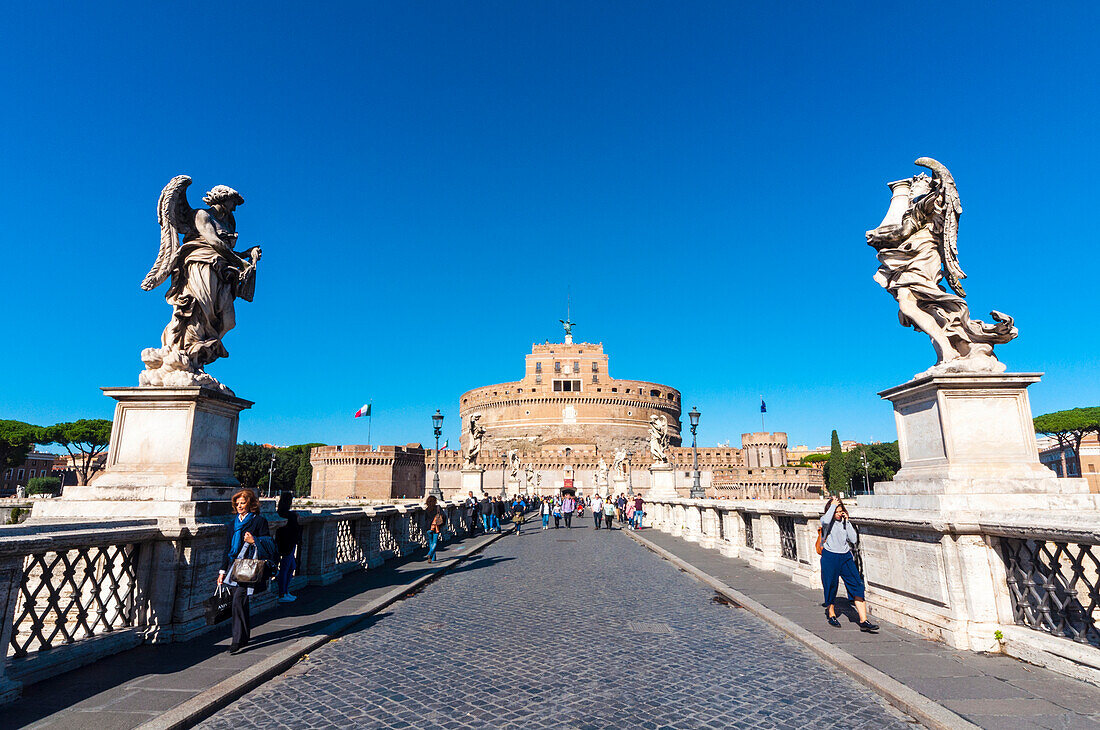 Ponte Sant'Angelo,Mausoleum of Hadrian (Castel Sant'Angelo),UNESCO World Heritage Site,Rome,Latium (Lazio),Italy,Europe