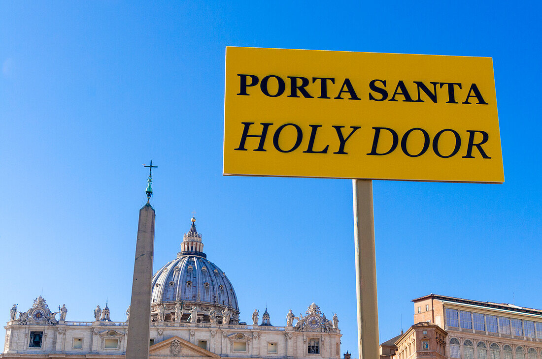 Sign of Holy Door,Piazza San Pietro (St. Peter's Square),Vatican City,UNESCO World Heritage Site,Rome,Latium (Lazio),Italy,Europe