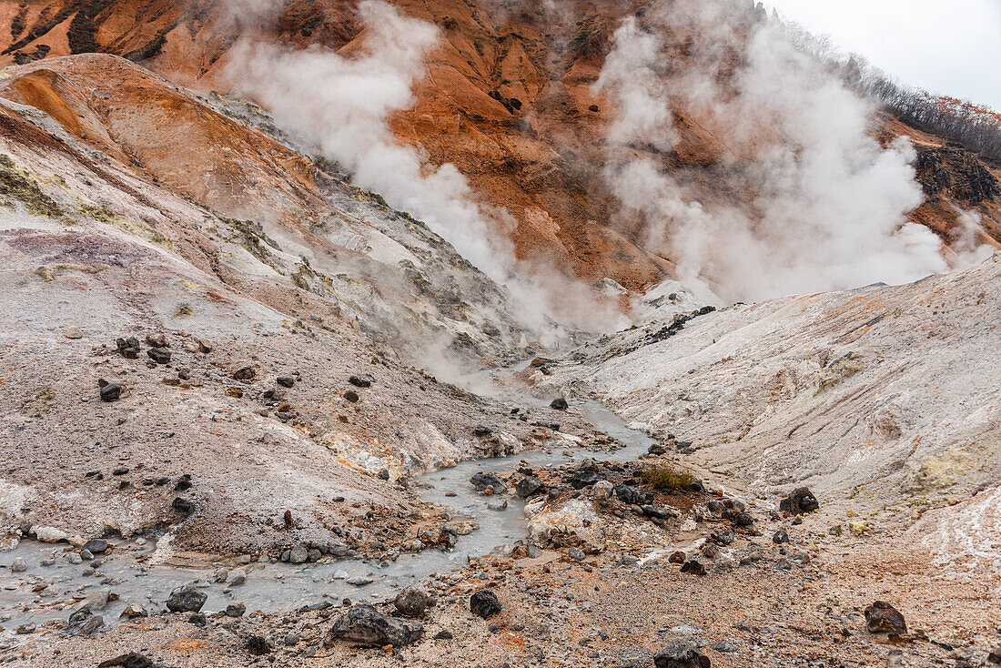 Nahaufnahme des Hell Valley Vulkans, Noboribetsu, Hokkaido, Japan, Asien