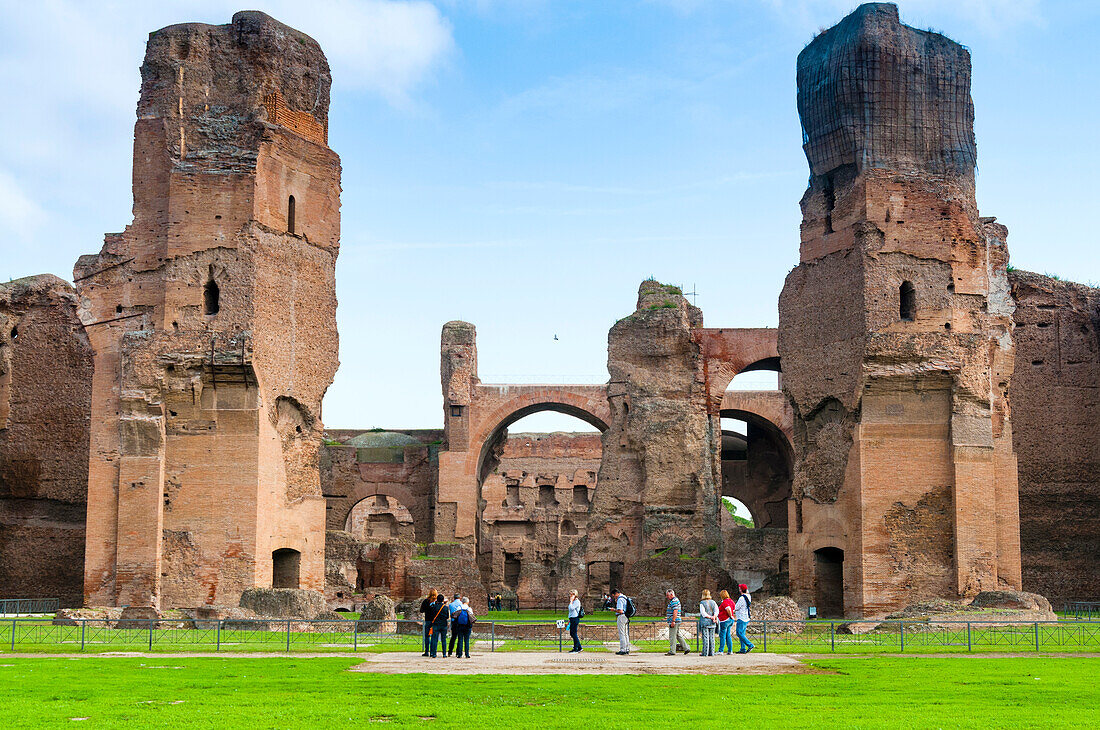 Außenansicht,Caracalla-Thermen,UNESCO-Weltkulturerbe,Rom,Latium (Lazio),Italien,Europa