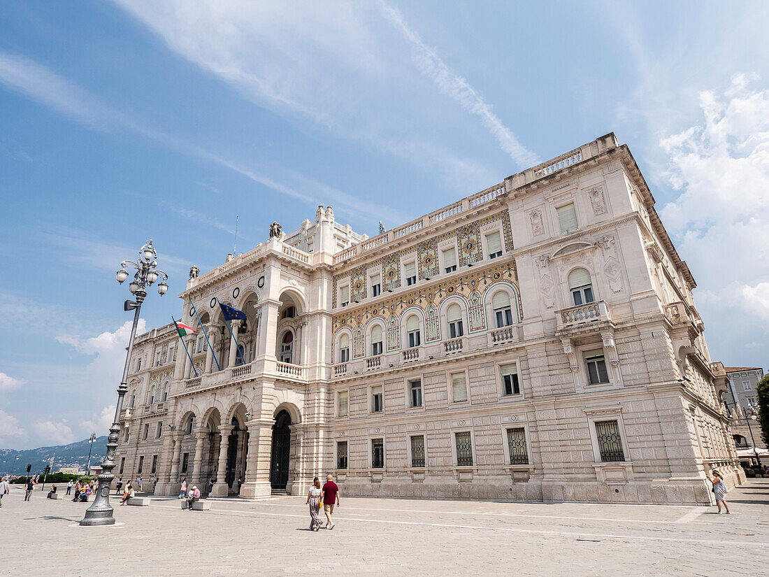 Regierungspalast, ehemals Palast der österreichischen Leutnants, Piazza dell'Unita d'Italia, Triest, Friaul-Julisch Venetien, Italien, Europa