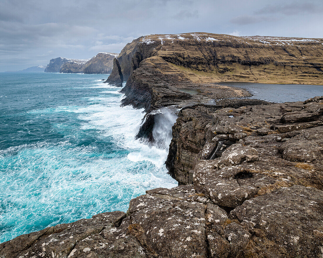 Bosdalafossur Wasserfall,Vagar Island,Färöer Inseln,Dänemark,Europa