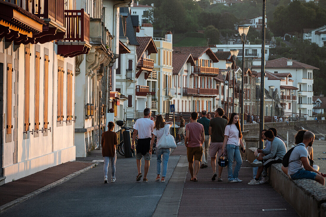 Promenade Jacques Thibaud Uferpromenade