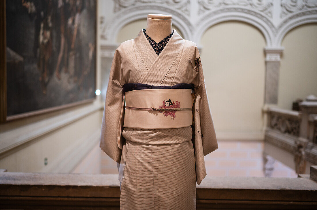 Kimono tsukesage from Showa era,Oshima tsumugi natural silk with dyed and painted forms. Fukuro Obi from Showa era,laminated silk and hand painted decoration.