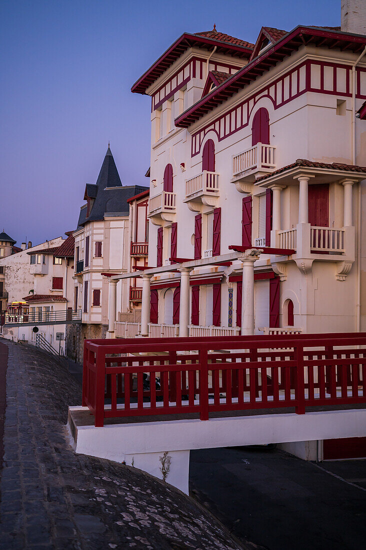 Promenade Jacques Thibaud boardwalk