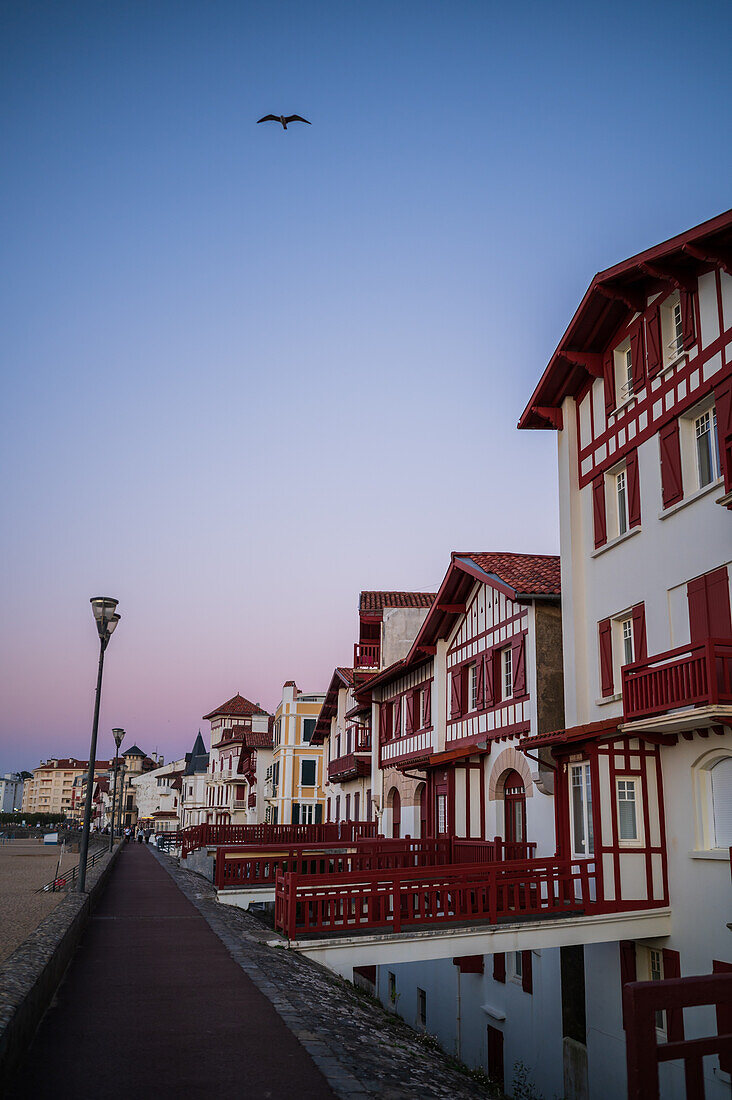 Promenade Jacques Thibaud Uferpromenade