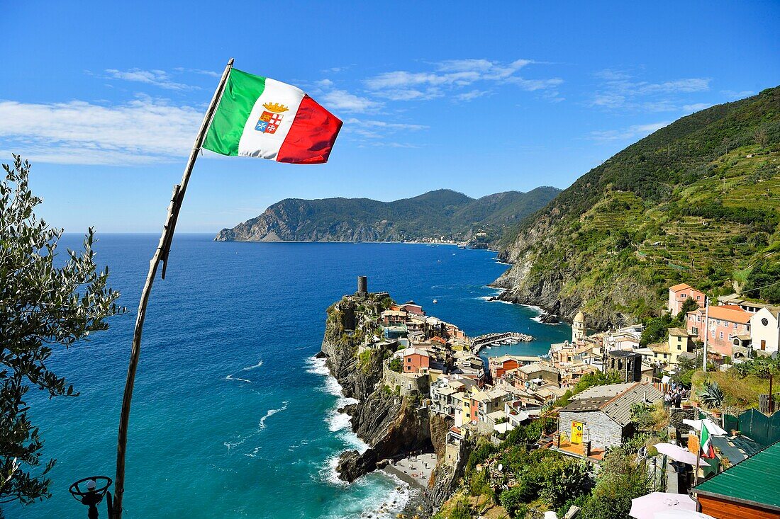 Italien, Ligurien, Nationalpark Cinque Terre, von der UNESCO zum Weltkulturerbe erklärt, das Dorf Vernazza