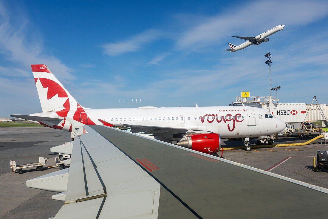 Canada province of Ontario, Toronto, Pearson International Airport, air traffic on tarmac, take-off of Air France aircraft