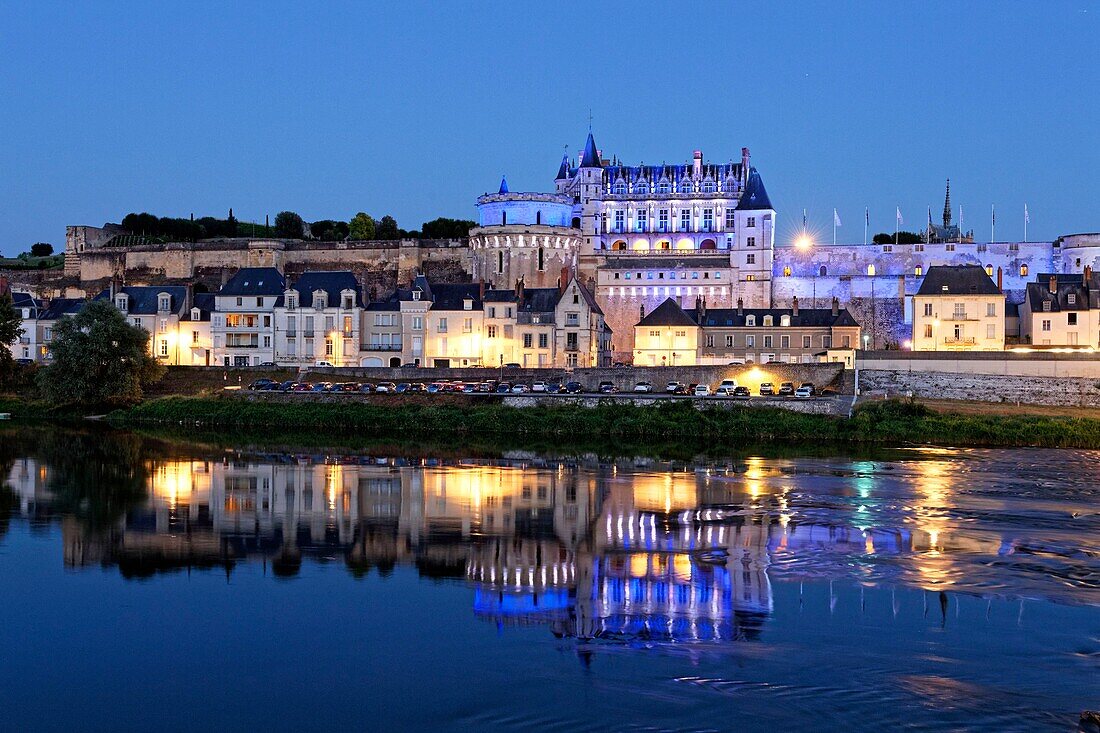 Frankreich, Indre et Loire, Loire-Tal, von der UNESCO zum Weltkulturerbe erklärt, die Loire-Kais und das Schloss von Amboise