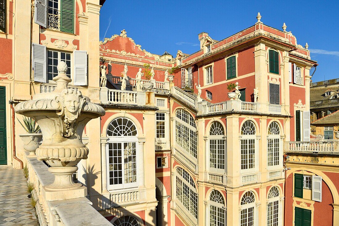 Italy, Liguria, Genoa, Museo di Palazzo Reale (Royal palace), interior frontage with statues on railings