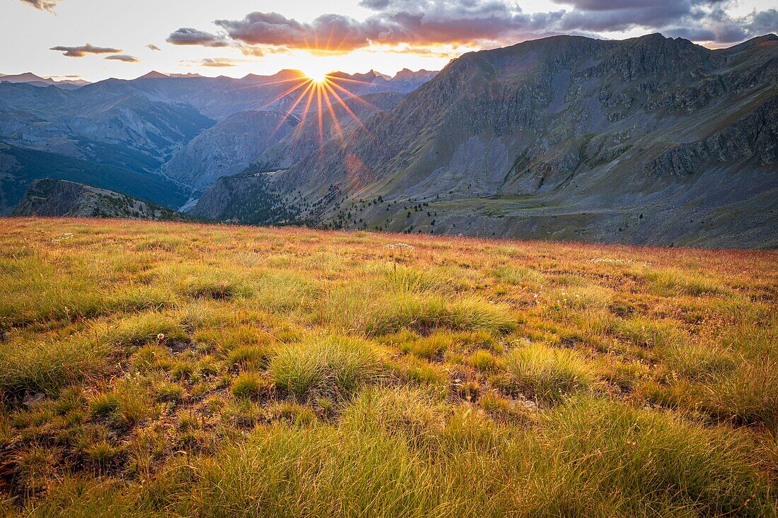 France, Alpes-Maritimes, Mercantour National Park, sunset above the Bonnette Pass (2715m) from the Aiguilles de Tortisse (2672m)