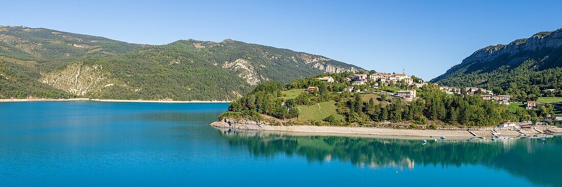 France, Alpes-de-Haute-Provence, Verdon Regional Nature Park, Saint-Julien-du-Verdon and Lake Castillon formed by the Verdon