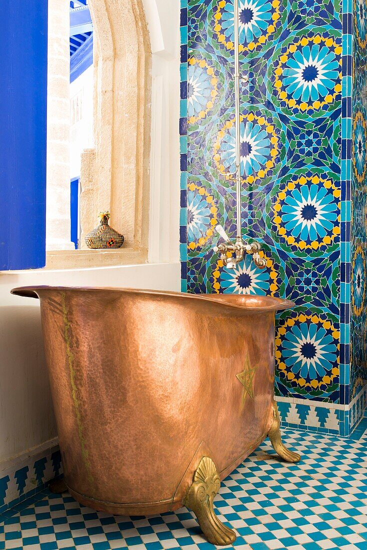 Morocco, Essaouira, Riad Salut Maroc, Story: Eccentric arty rendez-vous in a hyper vitamined riad