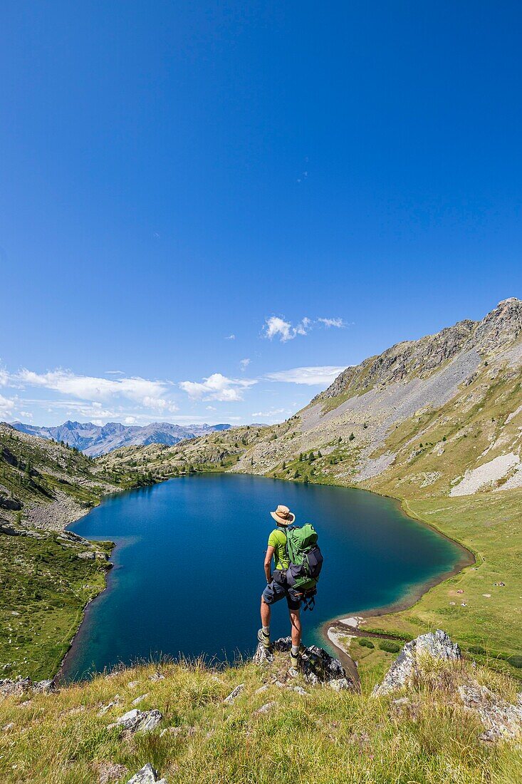 France, Alpes-Maritimes, Mercantour National Park, hiking to the lakes of Vens, the great lake superior (2325m)