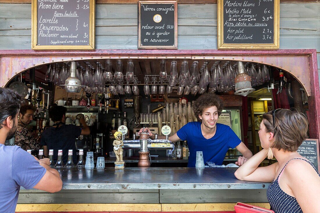 Frankreich, Indre et Loire, Loire-Tal, das von der UNESCO zum Weltkulturerbe erklärt wurde, Tours, Taverne, die Guinguette am Rande der Loire