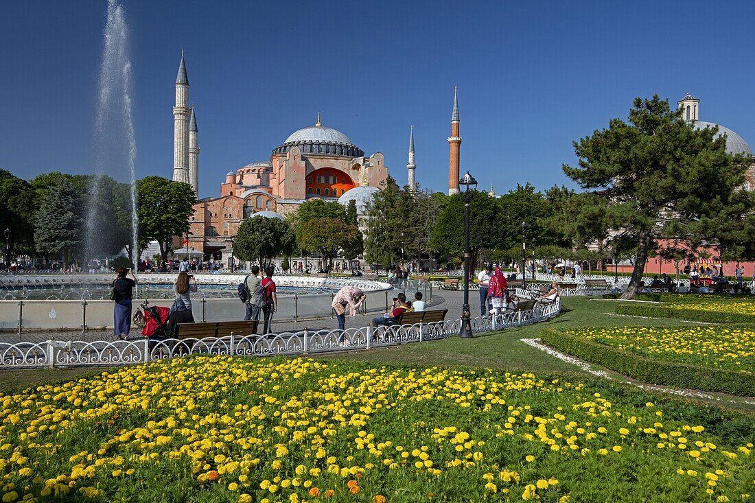 Türkei, Istanbul, historisches Zentrum, das von der UNESCO zum Weltkulturerbe erklärt wurde, Bezirk Sultanahmet, Aya Sofya (Hagia Sophia oder St. Sophia) Moschee