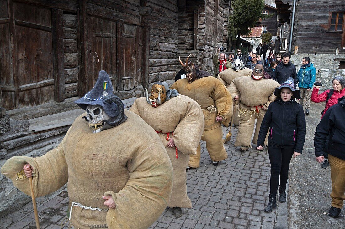 Switzerland, Valais, Evolene valley, Evolene, Carnaval with the Empailles and the Peluches who come from Pagan rites and go around the villages to frighten the bad spirits of winter