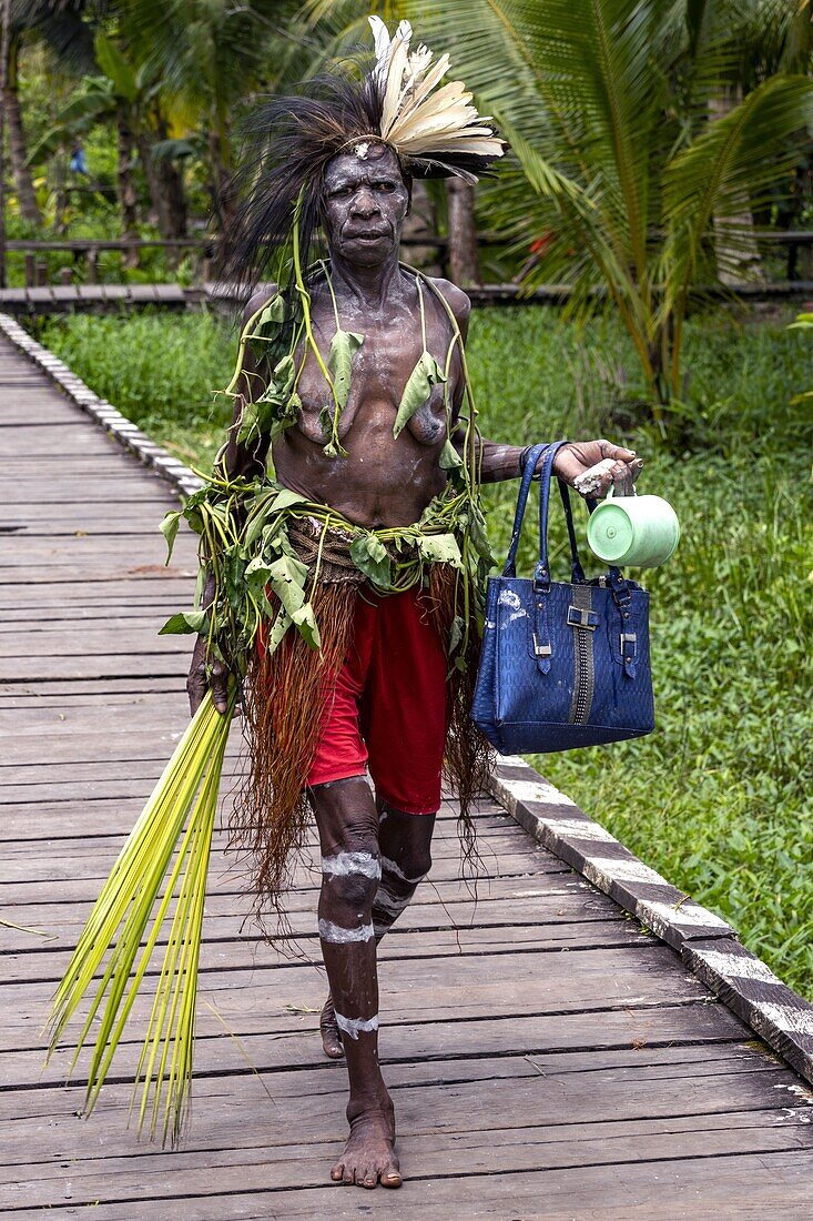 Indonesien, Papua, Bezirk Asmat, Dorf Per, Pfahlzeremonie