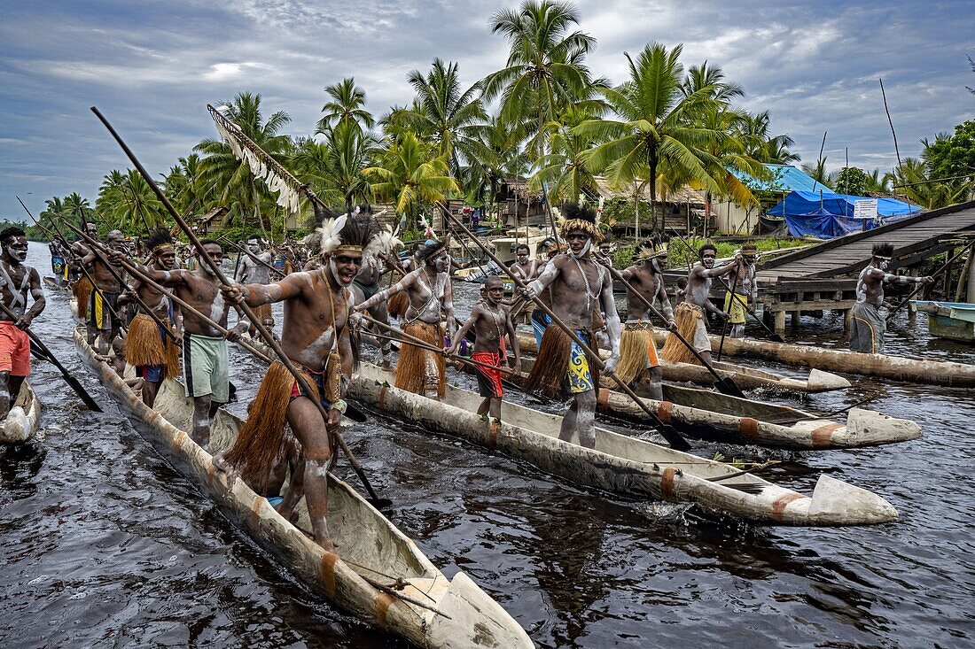 Indonesia, Papua, Asmat district, Per village, greeting ceremony