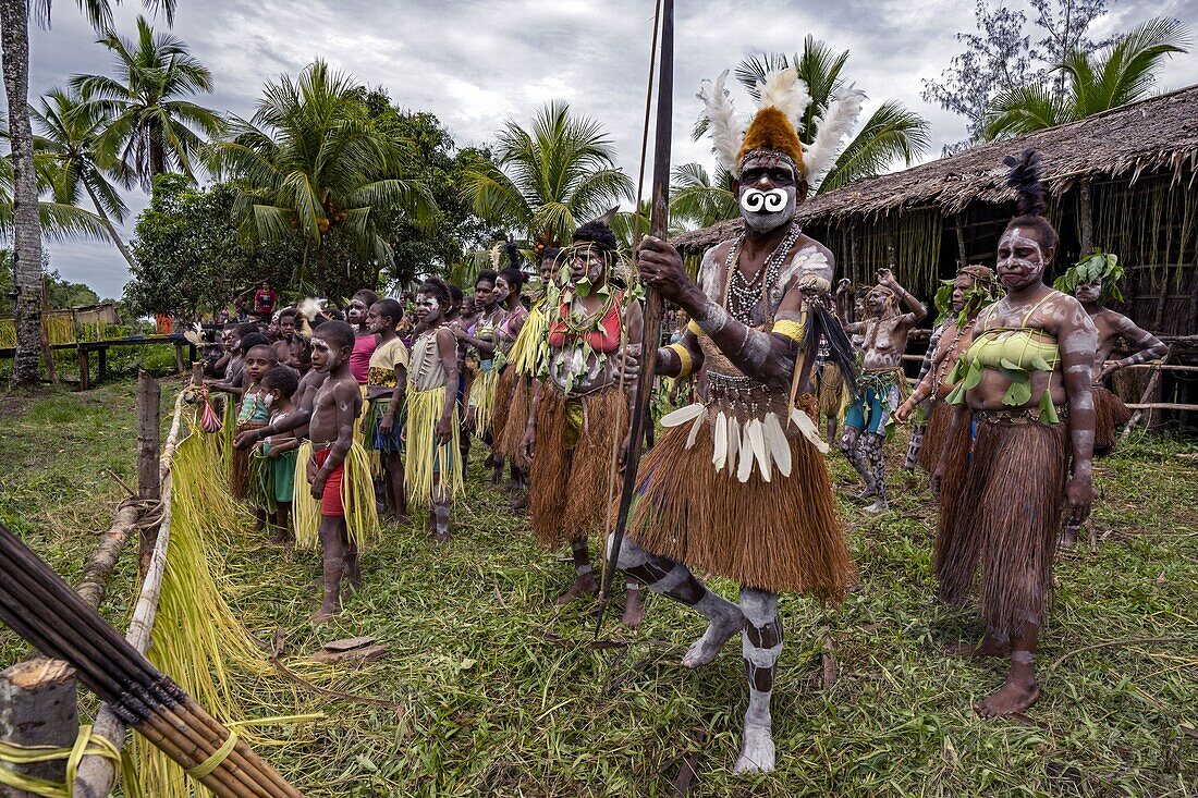 Indonesien, Papua, Bezirk Asmat, Dorf Per, Pfahlzeremonie