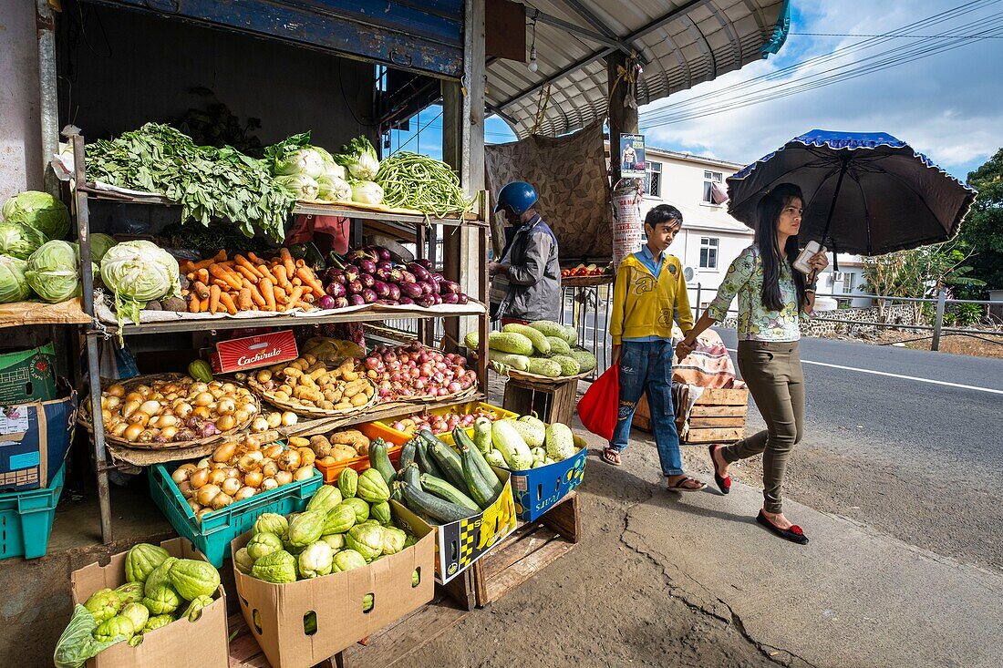 Mauritius, Bezirk Rivière du Rempart, Goodlands, Obst- und Gemüseladen