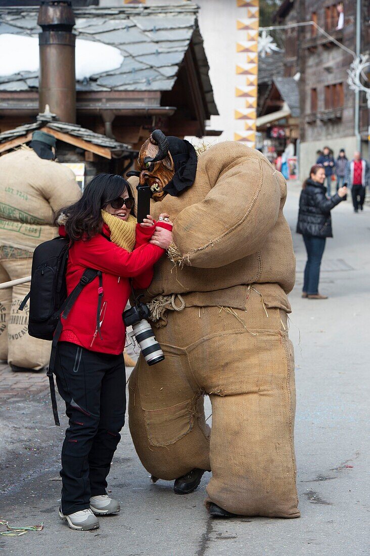 Switzerland, Valais, Evolene valley, Evolene, Carnaval with the Empailles and the Peluches who come from Pagan rites and go around the villages to frighten the bad spirits of winter