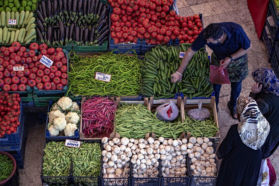 Turkey, Konya, fruit and vegetable market