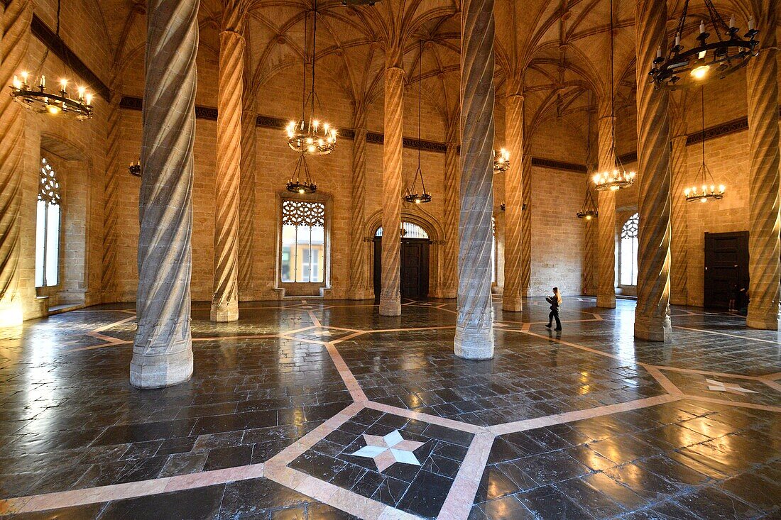 Spain, Valencia, historical center, the Silk Exchange, La Llotja (Lonja de la Seda), in Gothic style, listed as World Heritage by UNESCO, the gothic flamboyant silk trade, Hall of Columns