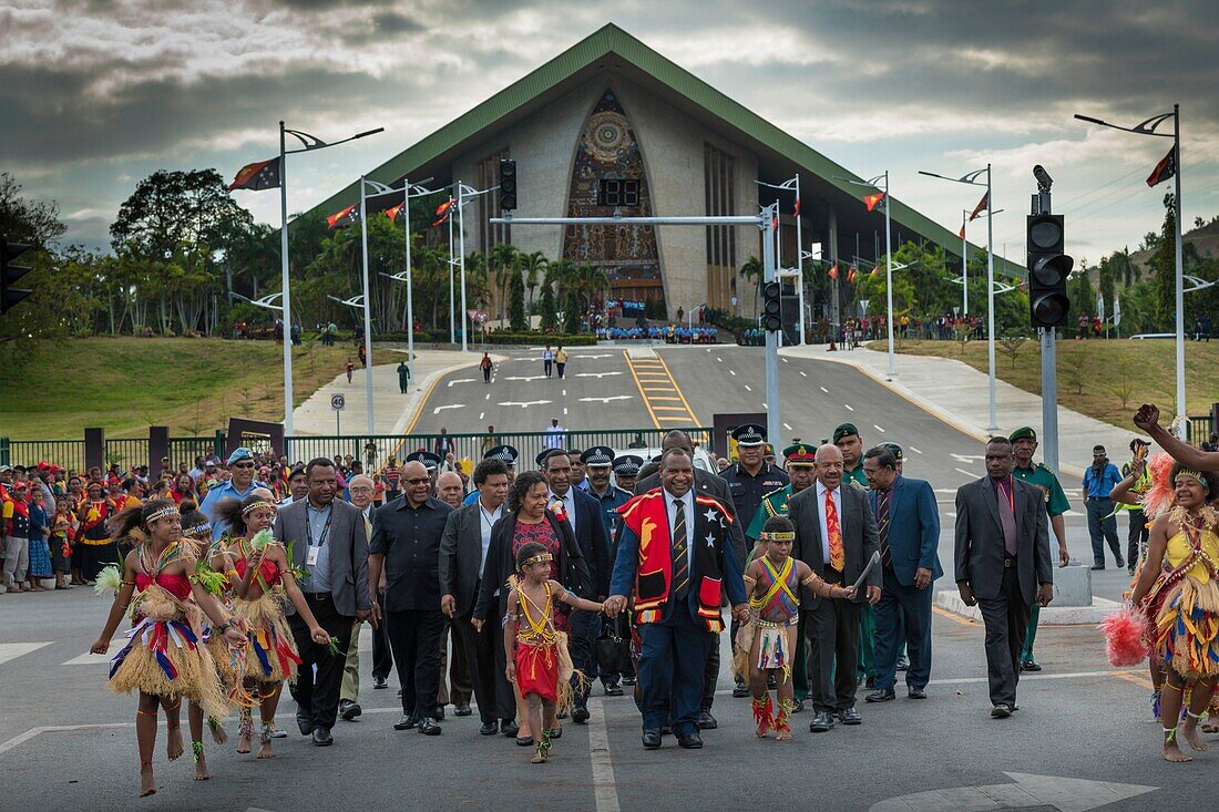 Papua-Neuguinea,Distrikt National Capitale,Port Moresby,Distrikt Waigani,Independence Hill,Feier zum Unabhängigkeitstag,die jedes Jahr am 16. September stattfindet,Premierminister James Marape und Gouverneur Powes Parkop