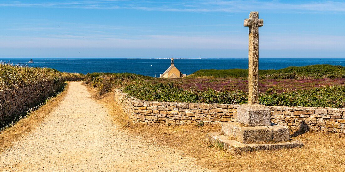 Frankreich,Finistère (29),Cornouaille,Cléden-Cap-Sizun,Pointe du Van,Diese felsige Landzunge westlich von Cap Sizun schließt den Norden der Baie des Trépassés ab,deren Süden durch die Pointe du Raz abgeschlossen wird