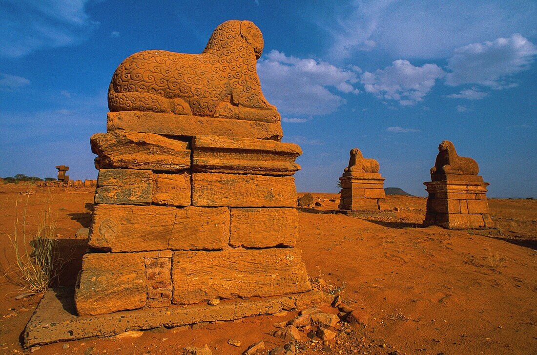 Sudan, Sahara, Naga site