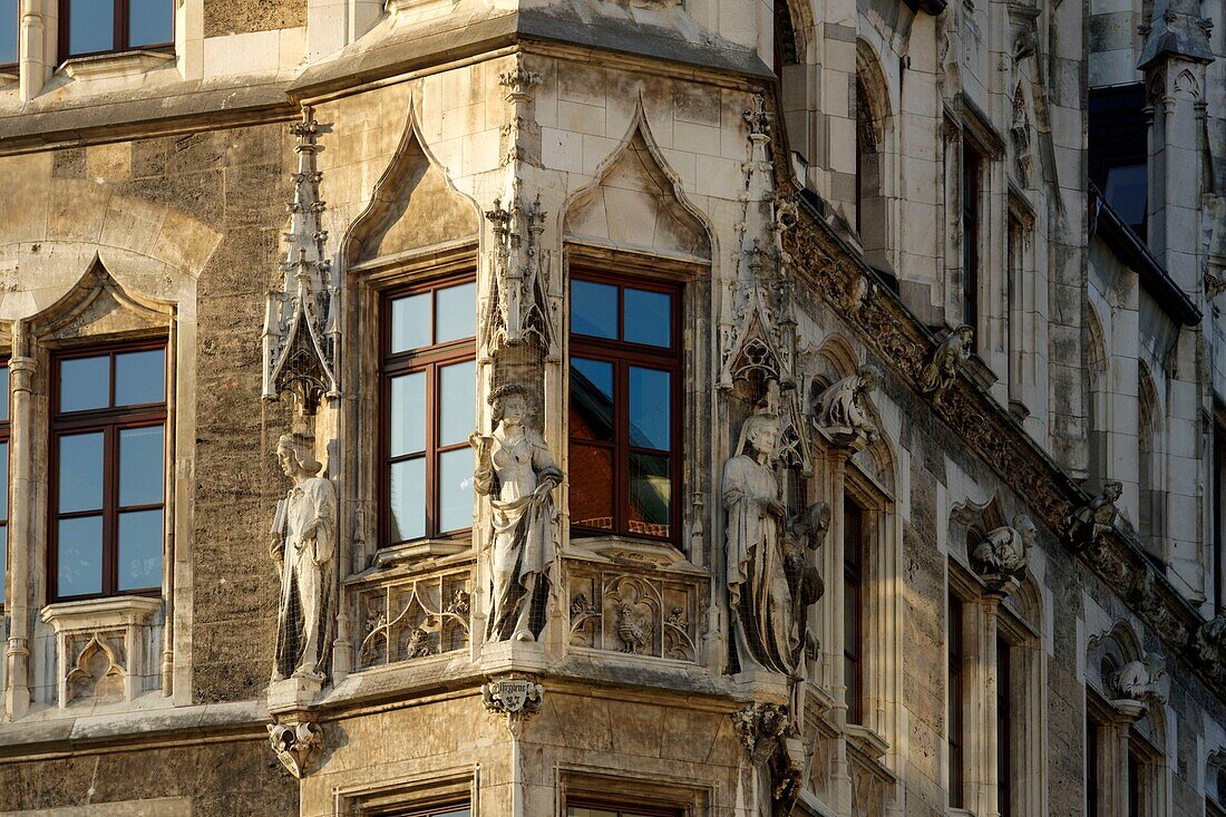 Deutschland,Bayern,München,Marienplatz,das 1908 eingeweihte neue Rathaus